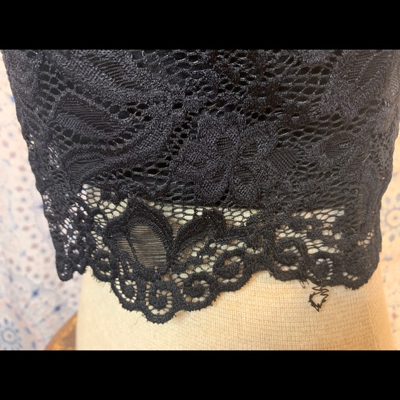 High neck top 🖤 - Picture 5 of 5